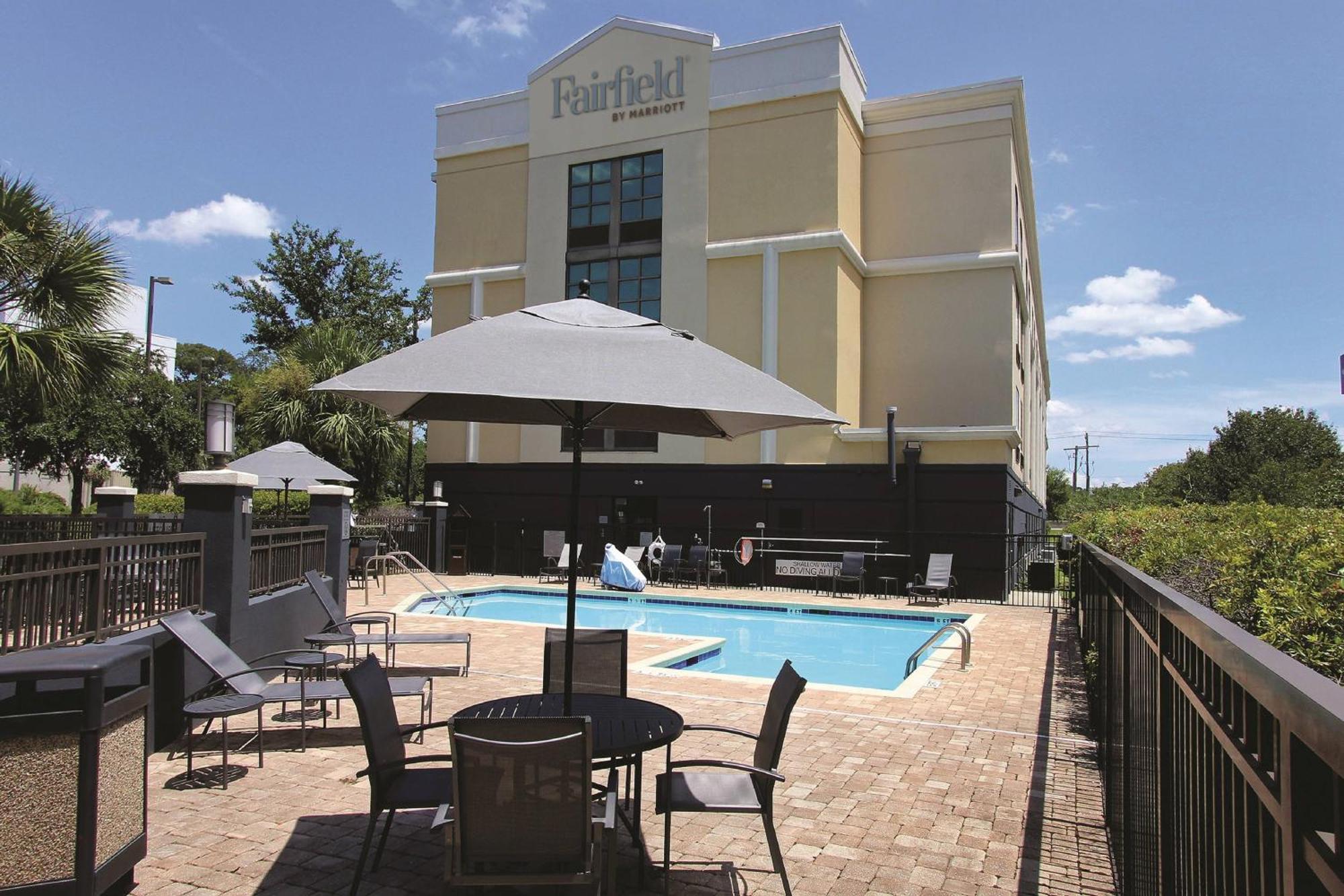 Fairfield Inn & Suites By Marriott Charleston Airport/Convention Center North Charleston Eksteriør billede