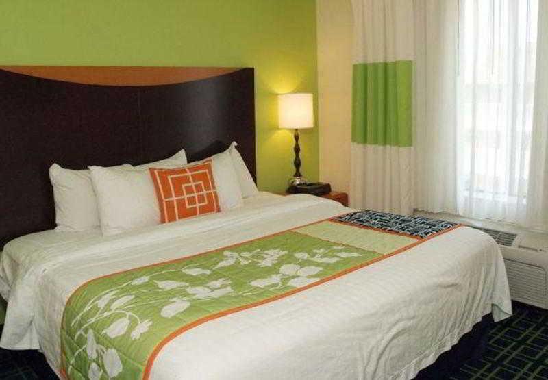 Fairfield Inn & Suites By Marriott Charleston Airport/Convention Center North Charleston Værelse billede