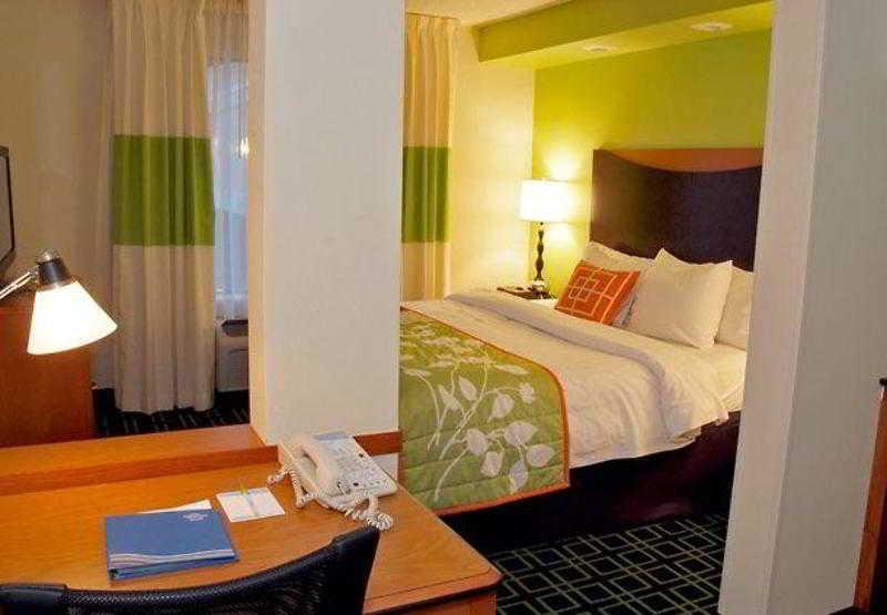 Fairfield Inn & Suites By Marriott Charleston Airport/Convention Center North Charleston Værelse billede
