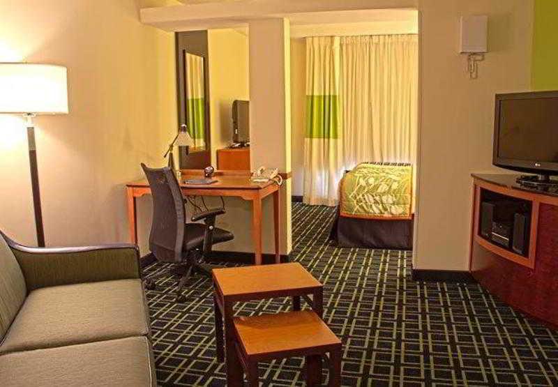 Fairfield Inn & Suites By Marriott Charleston Airport/Convention Center North Charleston Værelse billede