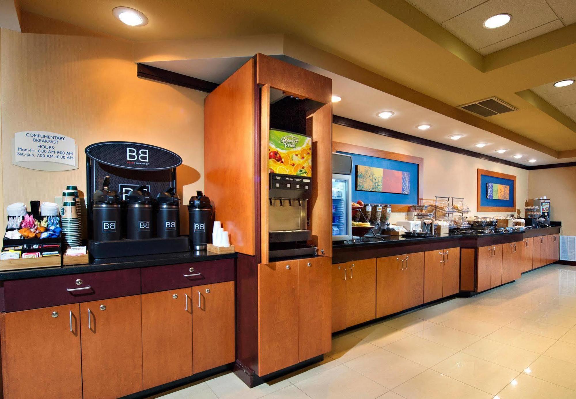 Fairfield Inn & Suites By Marriott Charleston Airport/Convention Center North Charleston Eksteriør billede